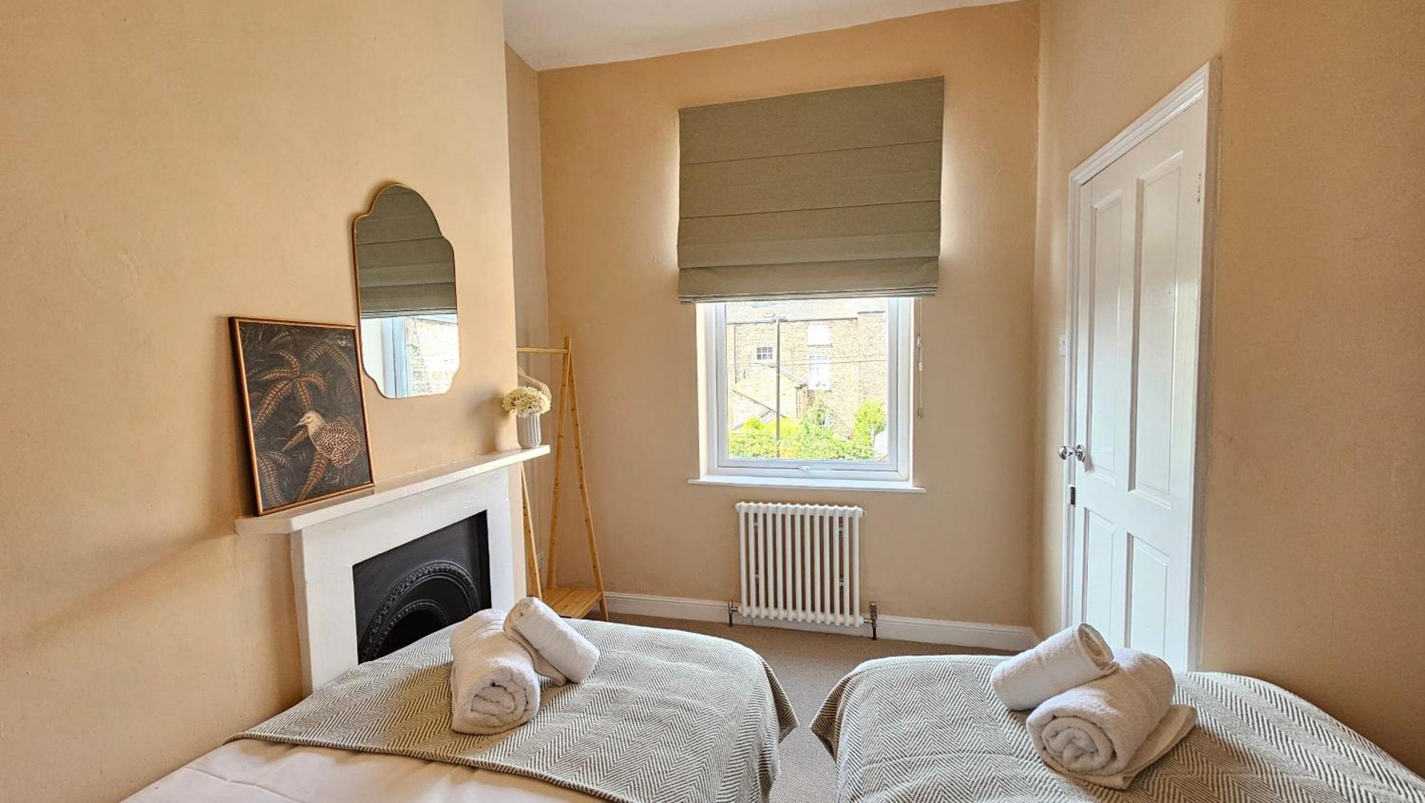 Holiday home St Pauls Terrace - 2 Bed House Nr Train Station *